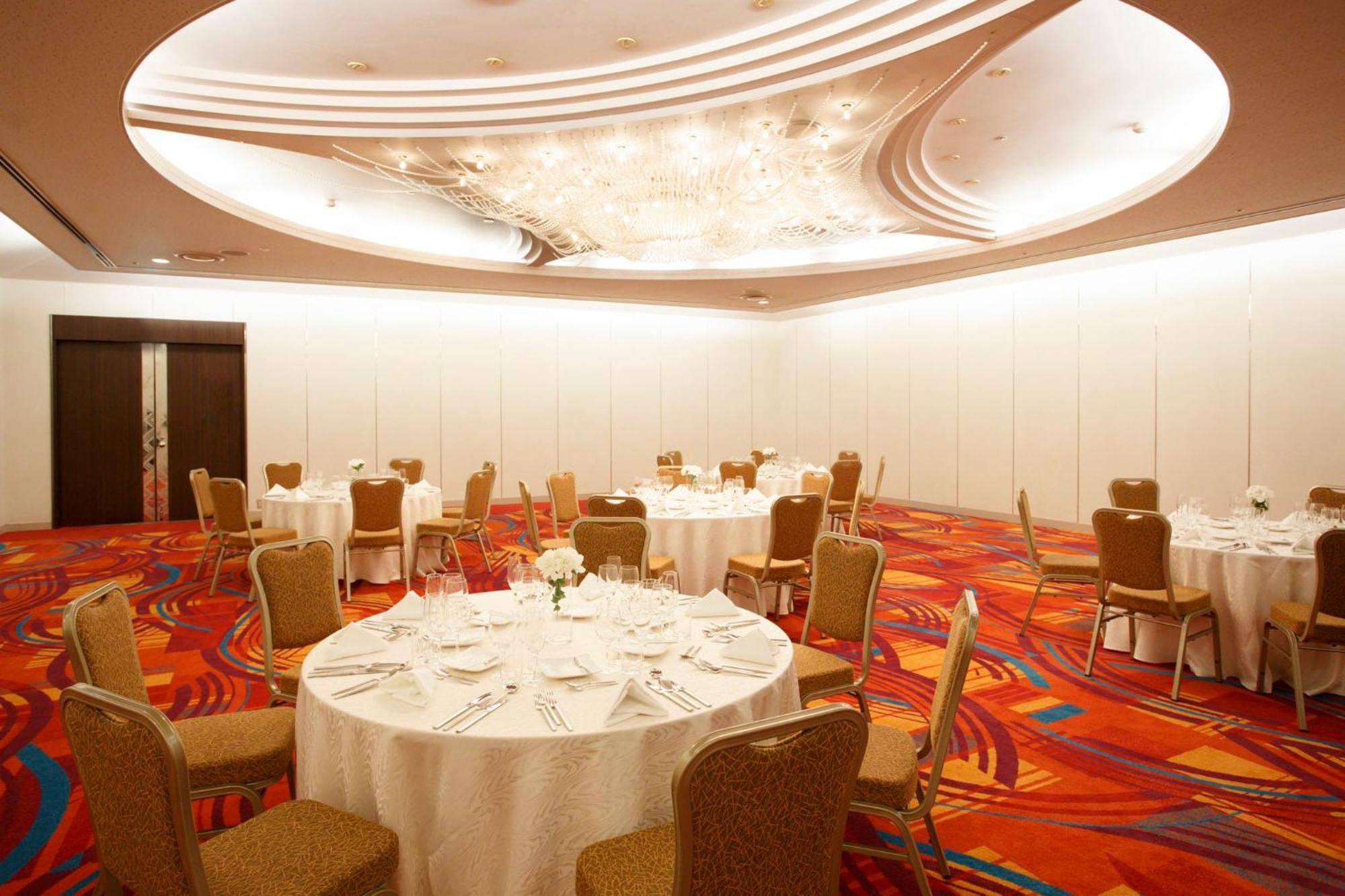 Ana Crowne Plaza Kobe By Ihg Exterior foto The ballroom